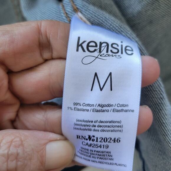 Kensie Embellished Distressed Jean Jacket Women M Denim Blue Long Sleeve Patches - Picture 3 of 12